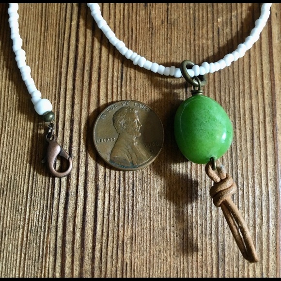 Green and White Beaded Ladies Beach Boho Necklace, Handmade Ladies Necklace - Picture 4 of 6